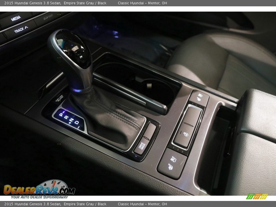2015 Hyundai Genesis 3.8 Sedan Empire State Gray / Black Photo #32