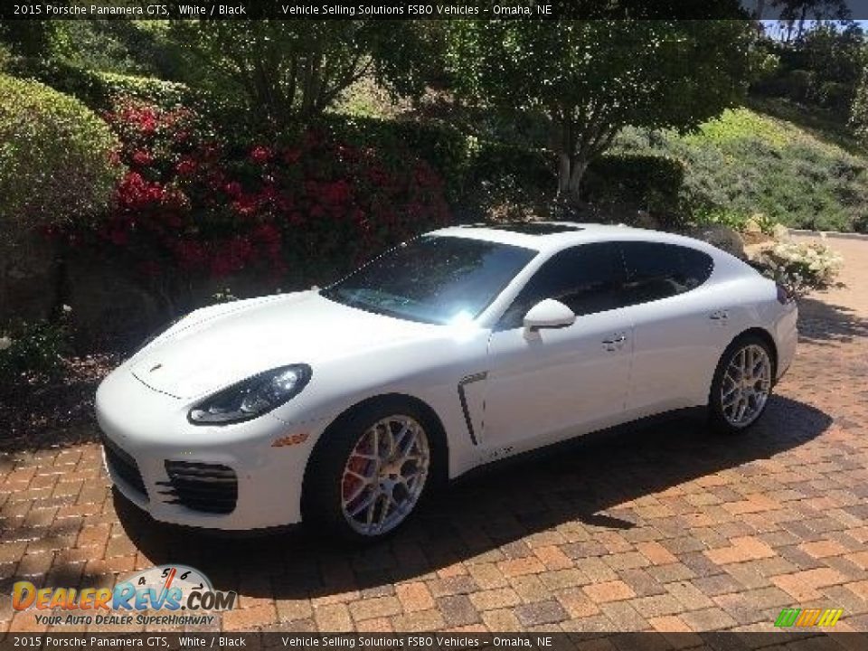 2015 Porsche Panamera GTS White / Black Photo #6