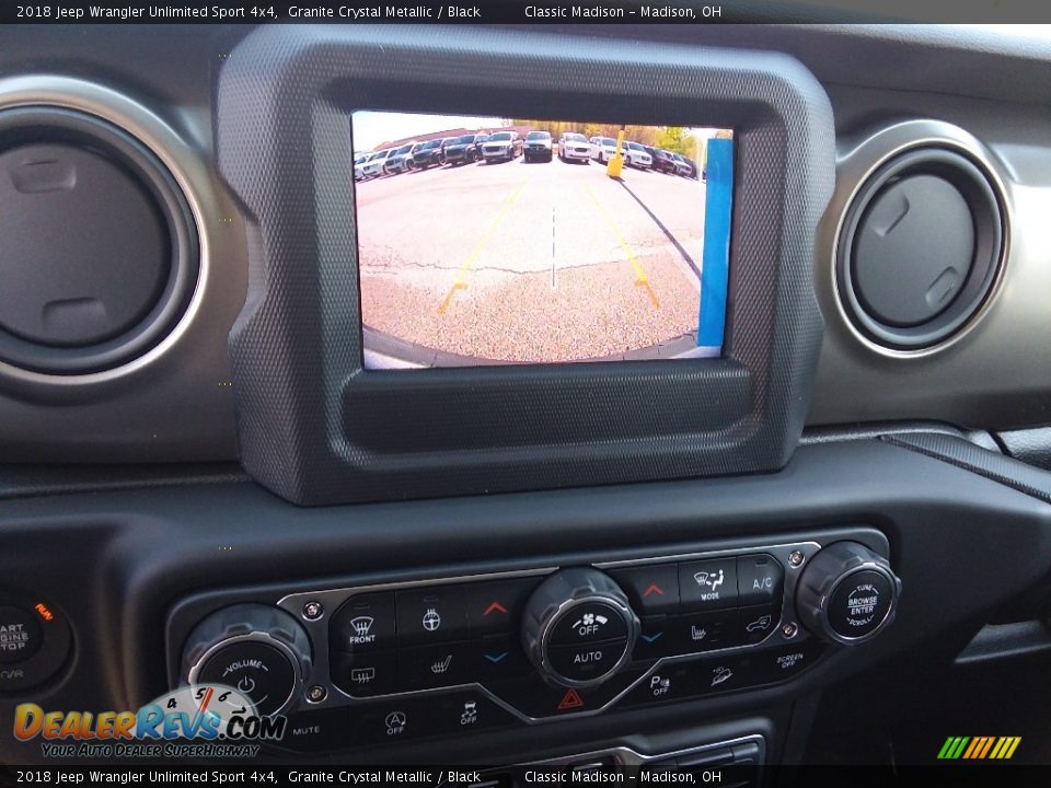 2018 Jeep Wrangler Unlimited Sport 4x4 Granite Crystal Metallic / Black Photo #9