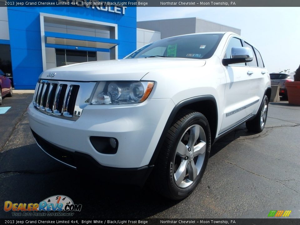 2013 Jeep Grand Cherokee Limited 4x4 Bright White / Black/Light Frost Beige Photo #2