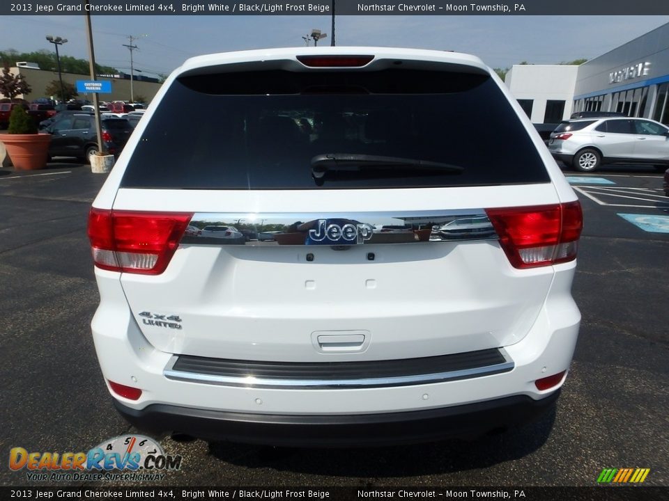 2013 Jeep Grand Cherokee Limited 4x4 Bright White / Black/Light Frost Beige Photo #6