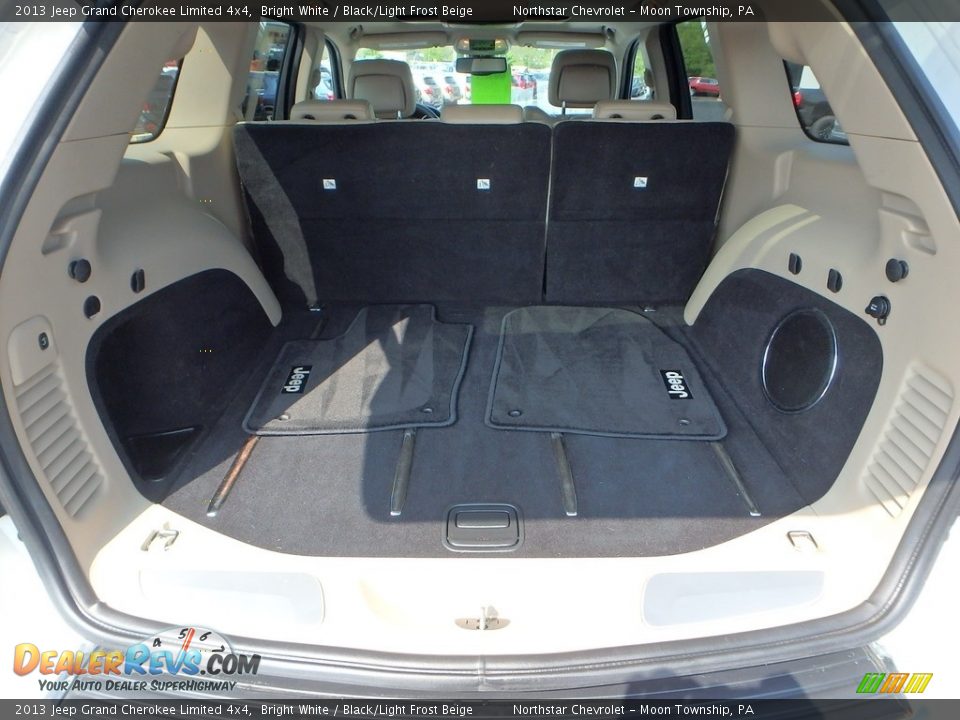2013 Jeep Grand Cherokee Limited 4x4 Bright White / Black/Light Frost Beige Photo #7