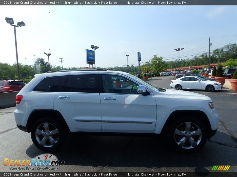 2013 Jeep Grand Cherokee Limited 4x4 Bright White / Black/Light Frost Beige Photo #10