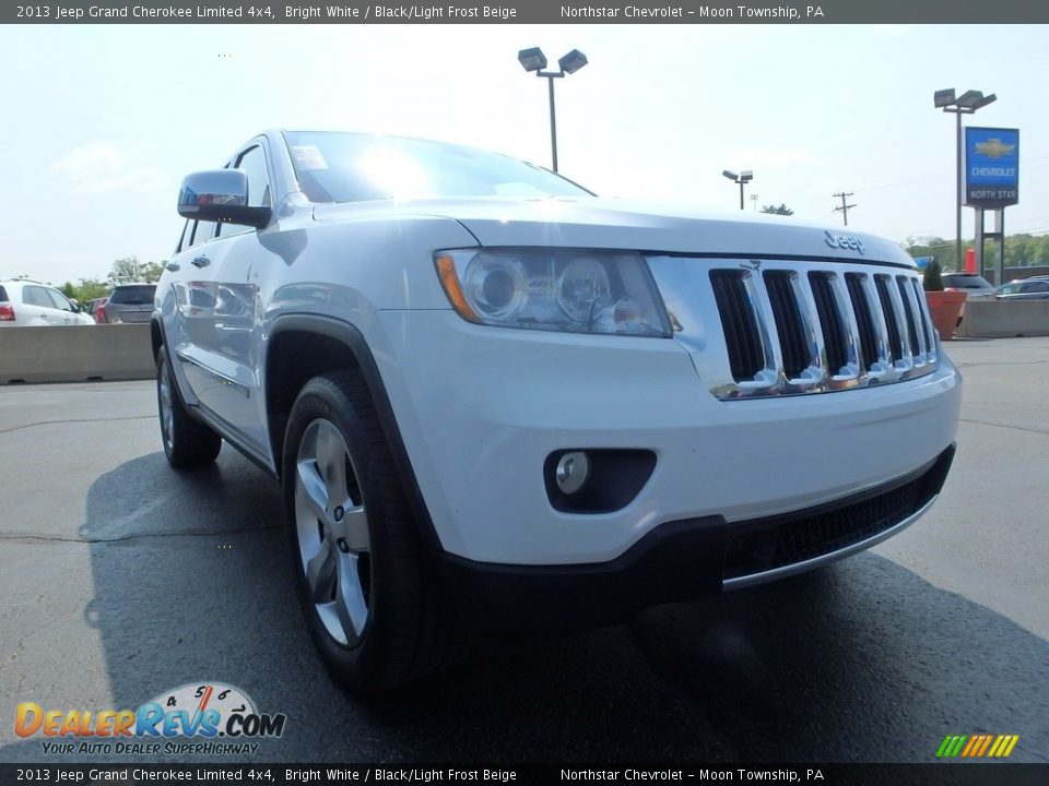 2013 Jeep Grand Cherokee Limited 4x4 Bright White / Black/Light Frost Beige Photo #12