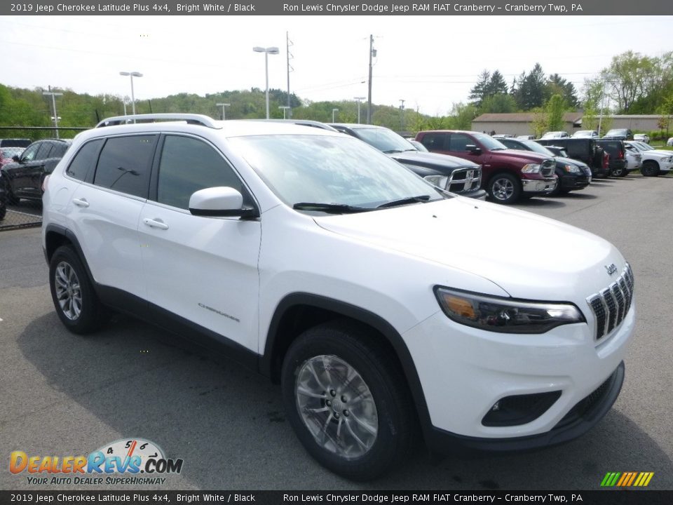 2019 Jeep Cherokee Latitude Plus 4x4 Bright White / Black Photo #7