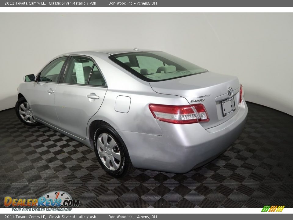 2011 Toyota Camry LE Classic Silver Metallic / Ash Photo #8