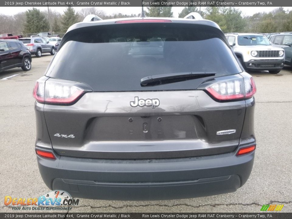 2019 Jeep Cherokee Latitude Plus 4x4 Granite Crystal Metallic / Black Photo #4