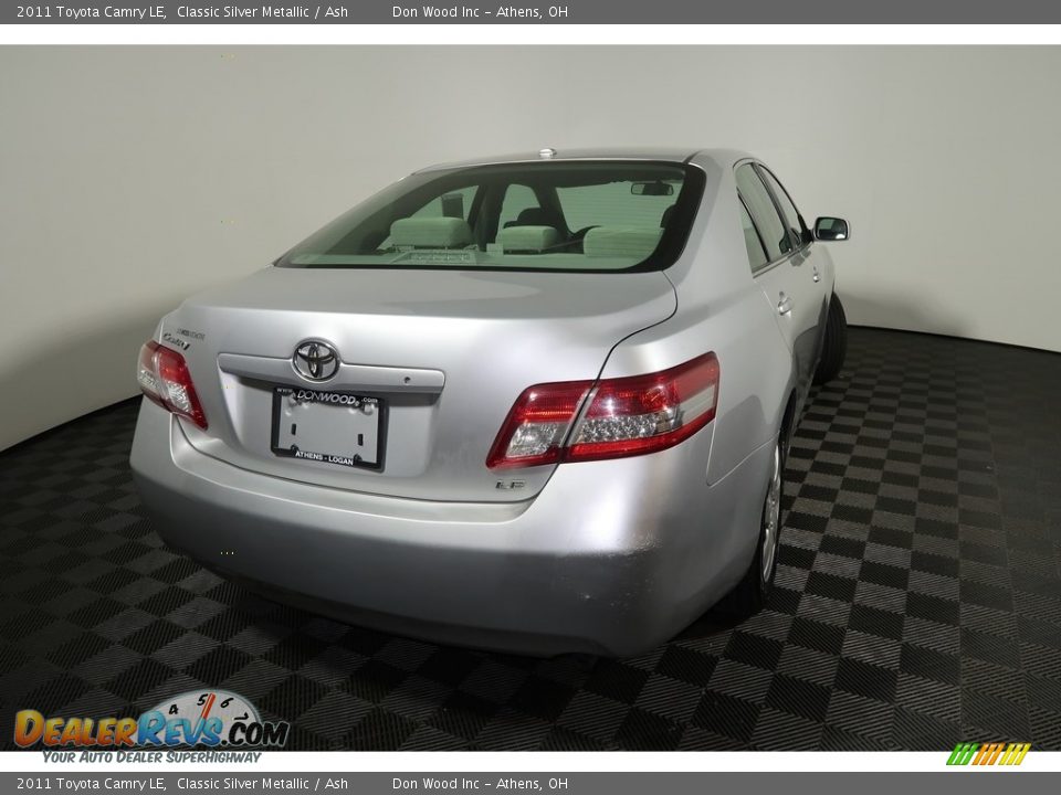 2011 Toyota Camry LE Classic Silver Metallic / Ash Photo #11