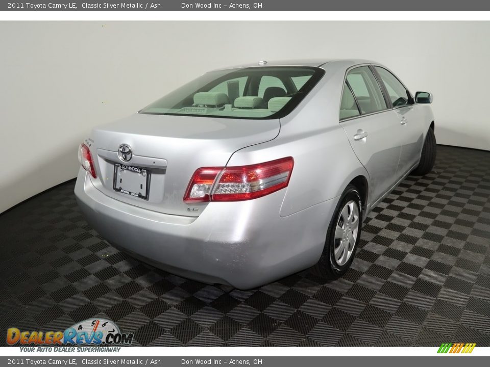 2011 Toyota Camry LE Classic Silver Metallic / Ash Photo #12