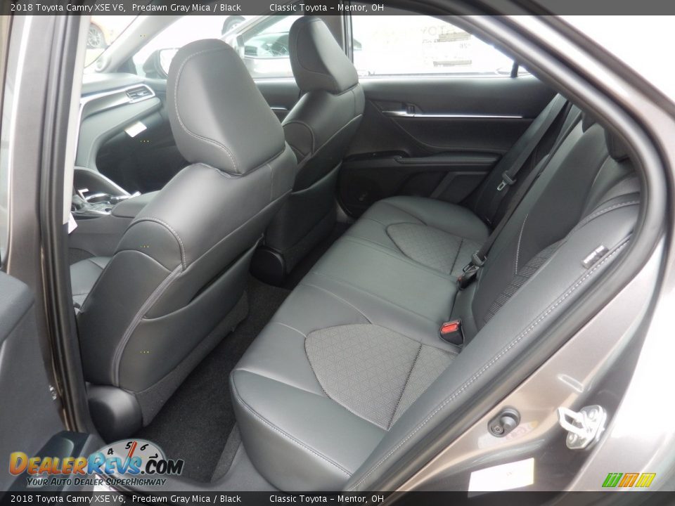 2018 Toyota Camry XSE V6 Predawn Gray Mica / Black Photo #4