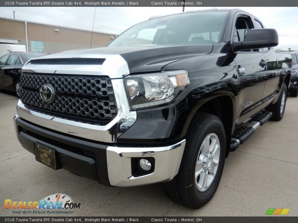 2018 Toyota Tundra SR5 Double Cab 4x4 Midnight Black Metallic / Black Photo #1