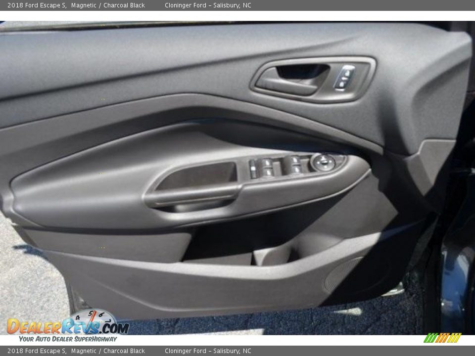 2018 Ford Escape S Magnetic / Charcoal Black Photo #6