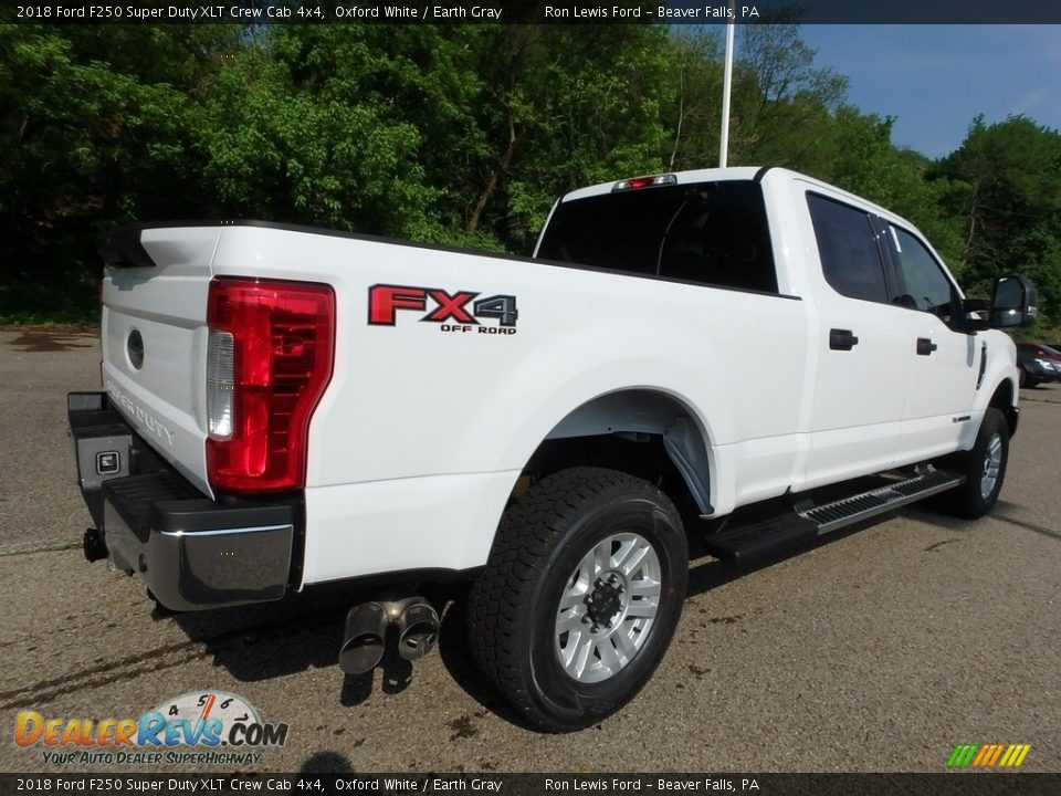 2018 Ford F250 Super Duty XLT Crew Cab 4x4 Oxford White / Earth Gray Photo #3