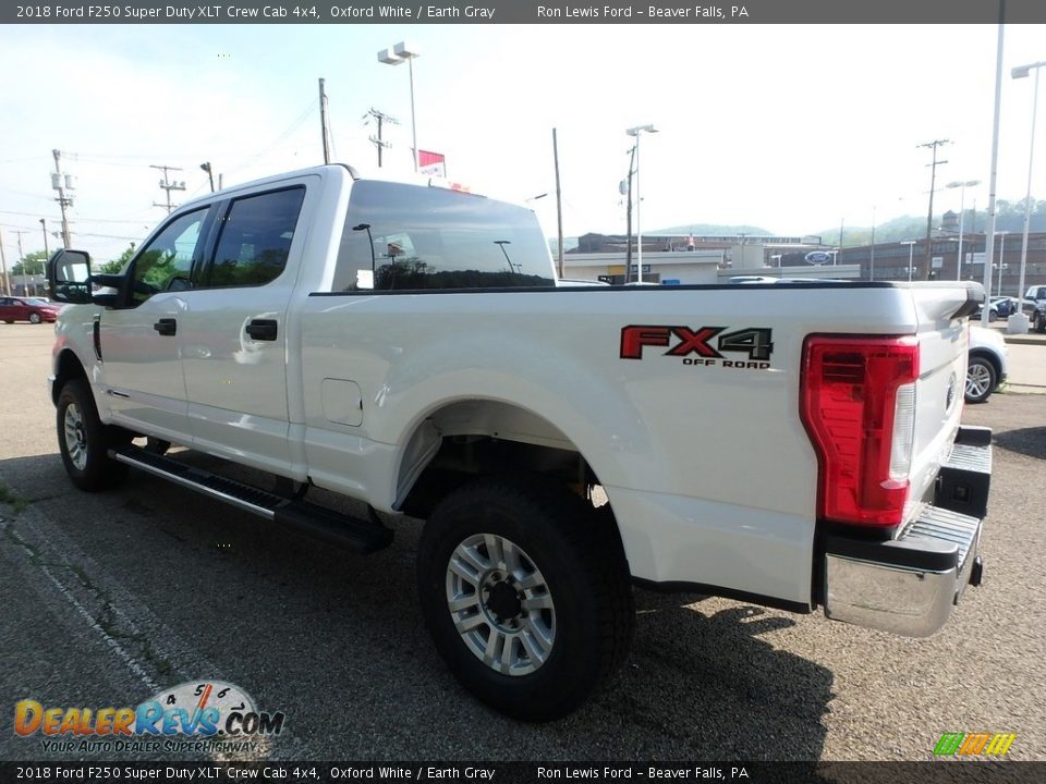 2018 Ford F250 Super Duty XLT Crew Cab 4x4 Oxford White / Earth Gray Photo #5