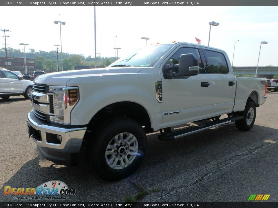 2018 Ford F250 Super Duty XLT Crew Cab 4x4 Oxford White / Earth Gray Photo #7