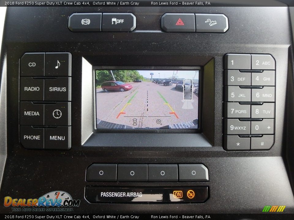 2018 Ford F250 Super Duty XLT Crew Cab 4x4 Oxford White / Earth Gray Photo #18