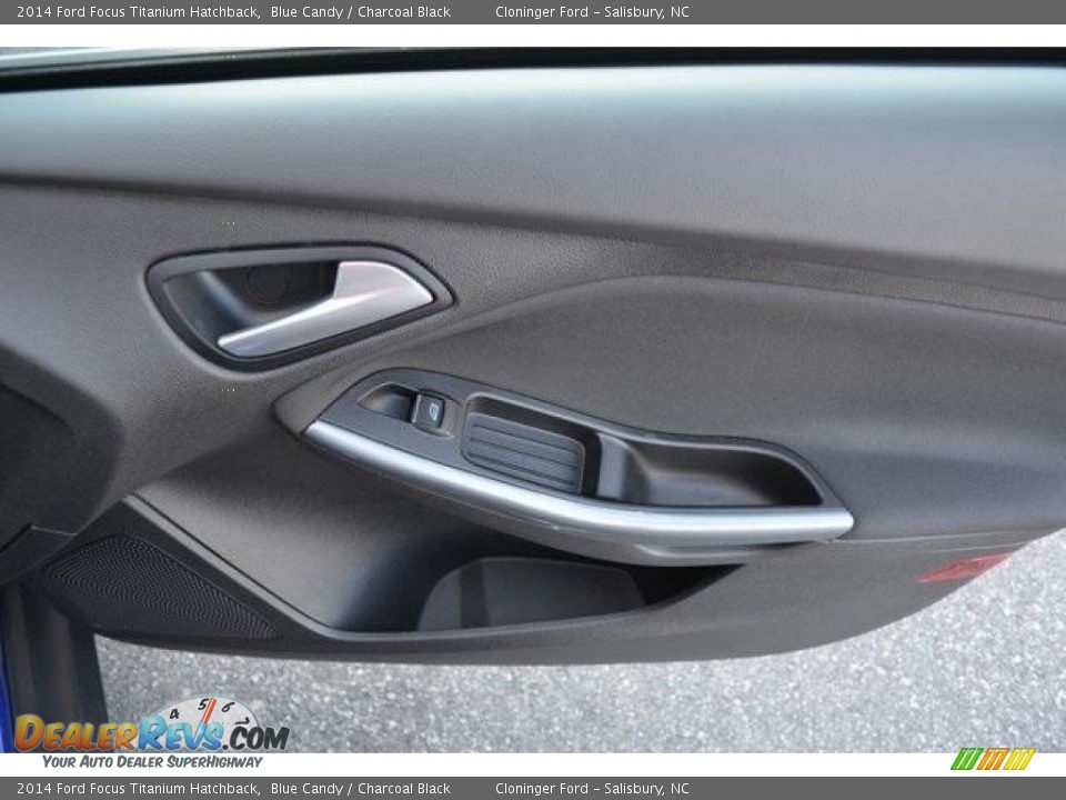 2014 Ford Focus Titanium Hatchback Blue Candy / Charcoal Black Photo #15