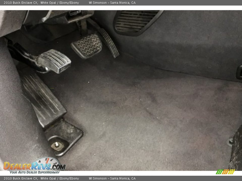 2010 Buick Enclave CX White Opal / Ebony/Ebony Photo #22