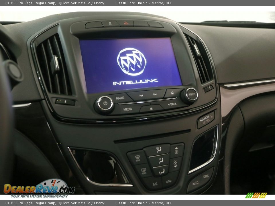 2016 Buick Regal Regal Group Quicksilver Metallic / Ebony Photo #10