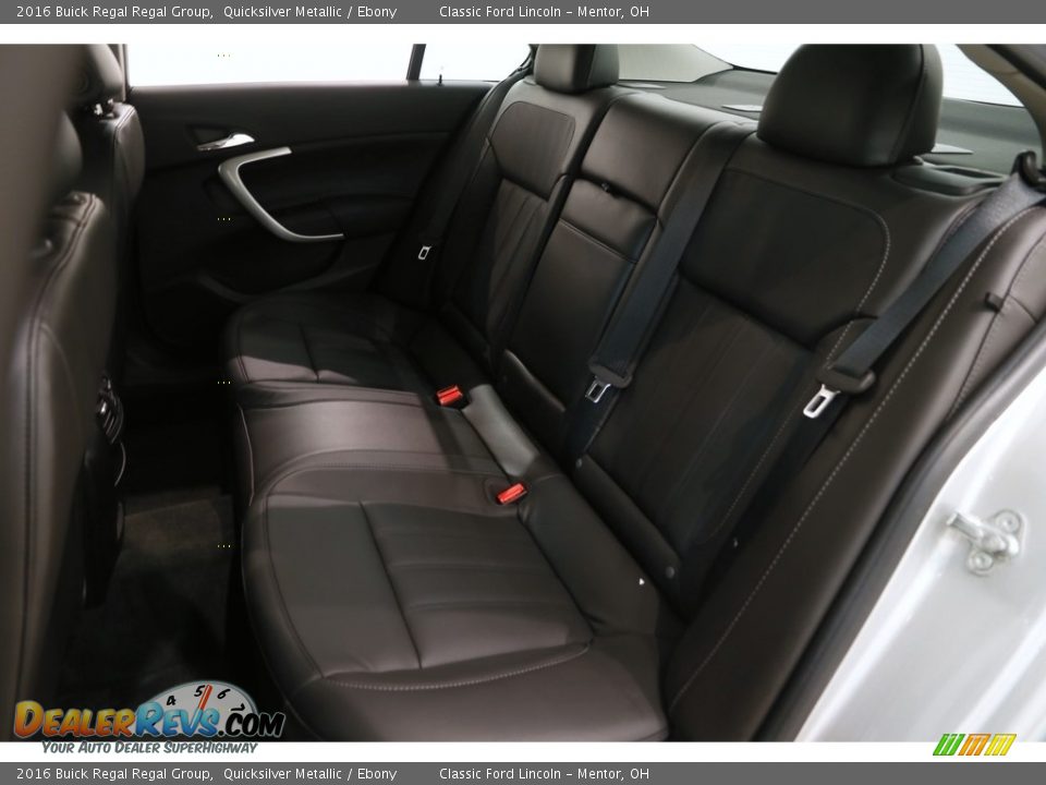 2016 Buick Regal Regal Group Quicksilver Metallic / Ebony Photo #21
