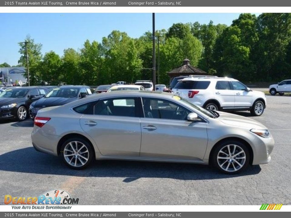 2015 Toyota Avalon XLE Touring Creme Brulee Mica / Almond Photo #2