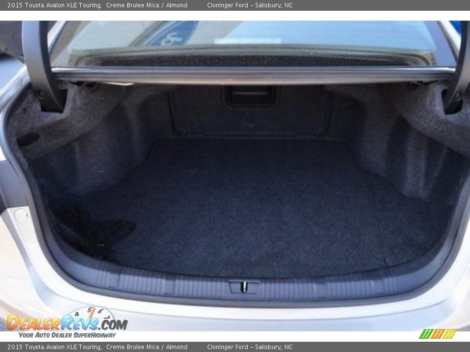 2015 Toyota Avalon XLE Touring Creme Brulee Mica / Almond Photo #13