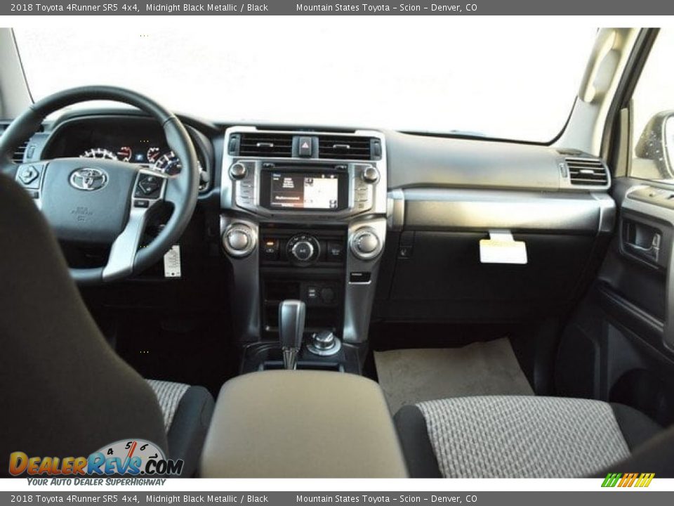 2018 Toyota 4Runner SR5 4x4 Midnight Black Metallic / Black Photo #8