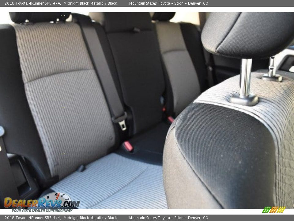 2018 Toyota 4Runner SR5 4x4 Midnight Black Metallic / Black Photo #19