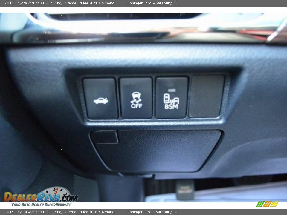 2015 Toyota Avalon XLE Touring Creme Brulee Mica / Almond Photo #26