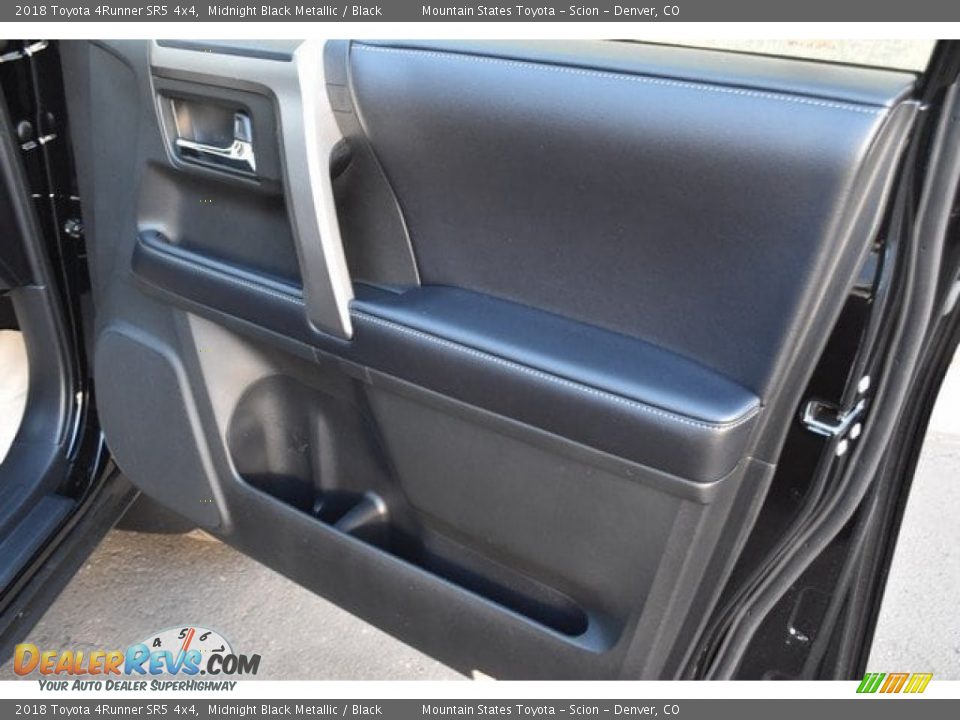 2018 Toyota 4Runner SR5 4x4 Midnight Black Metallic / Black Photo #22