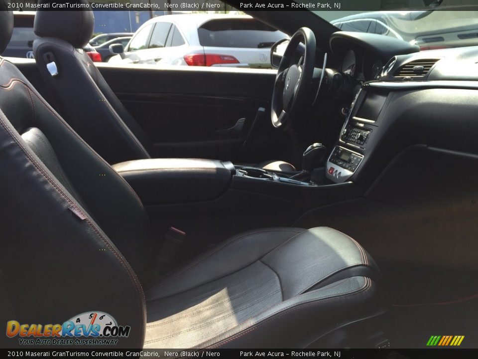 2010 Maserati GranTurismo Convertible GranCabrio Nero (Black) / Nero Photo #32