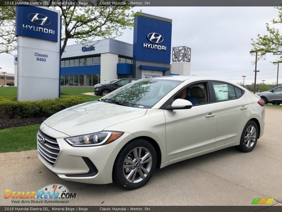 2018 Hyundai Elantra SEL Mineral Beige / Beige Photo #4