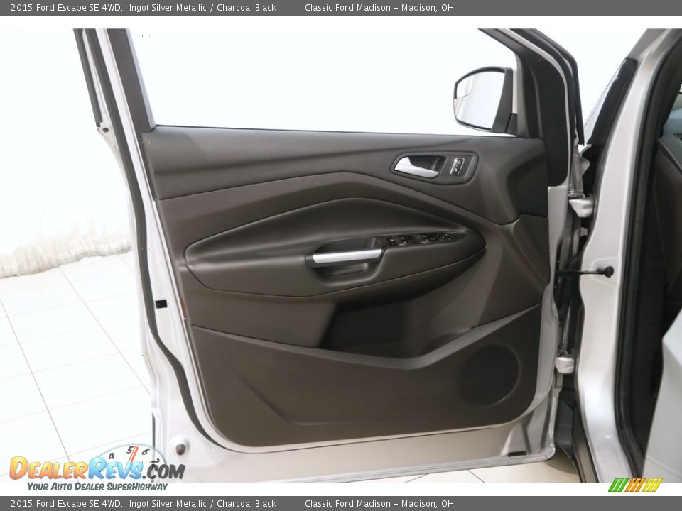 2015 Ford Escape SE 4WD Ingot Silver Metallic / Charcoal Black Photo #5