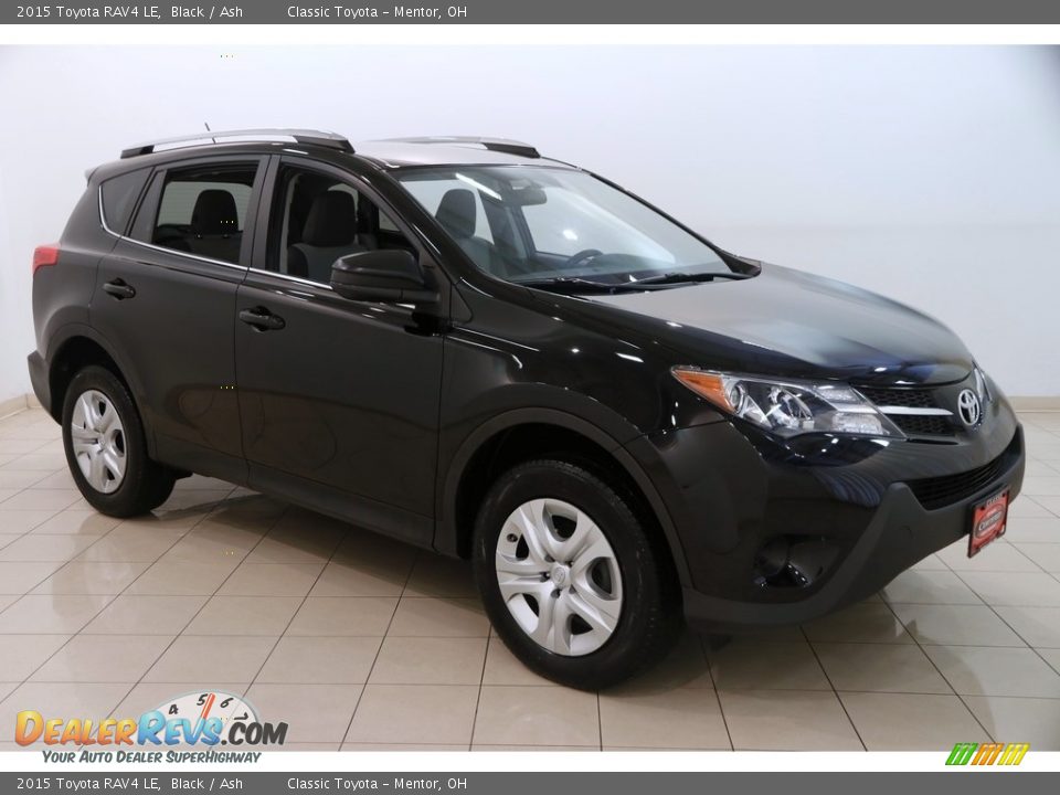 2015 Toyota RAV4 LE Black / Ash Photo #1