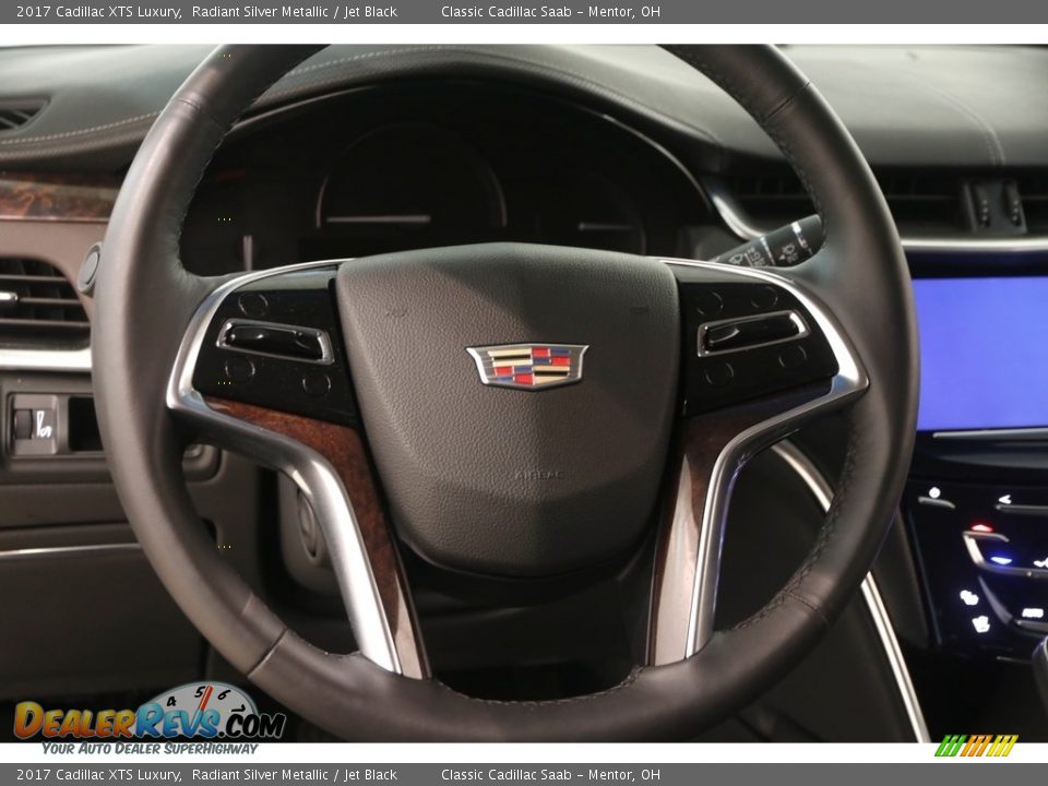 2017 Cadillac XTS Luxury Radiant Silver Metallic / Jet Black Photo #7