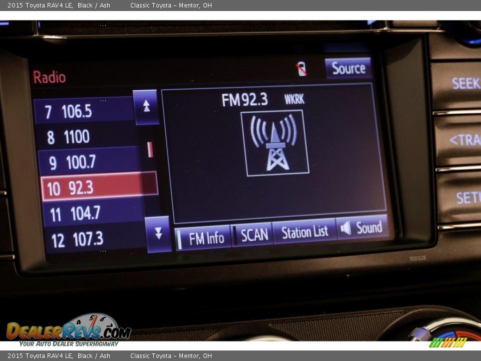 2015 Toyota RAV4 LE Black / Ash Photo #9