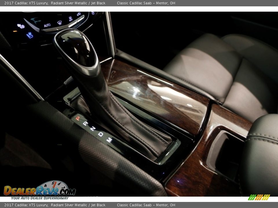 2017 Cadillac XTS Luxury Radiant Silver Metallic / Jet Black Photo #13