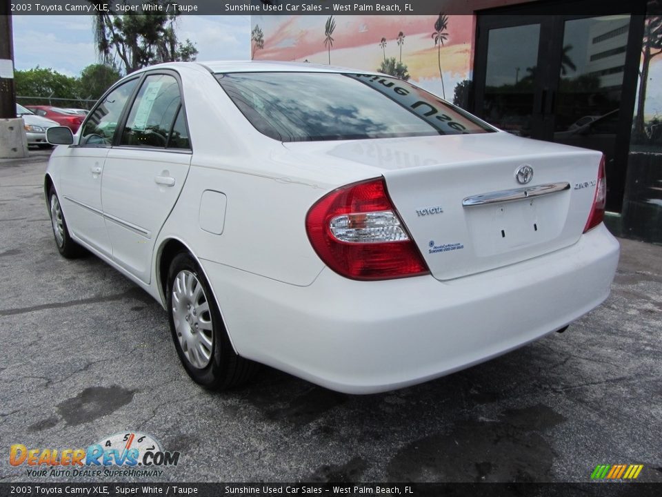 2003 Toyota Camry XLE Super White / Taupe Photo #6