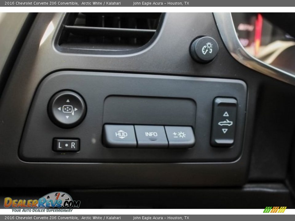 2016 Chevrolet Corvette Z06 Convertible Arctic White / Kalahari Photo #34