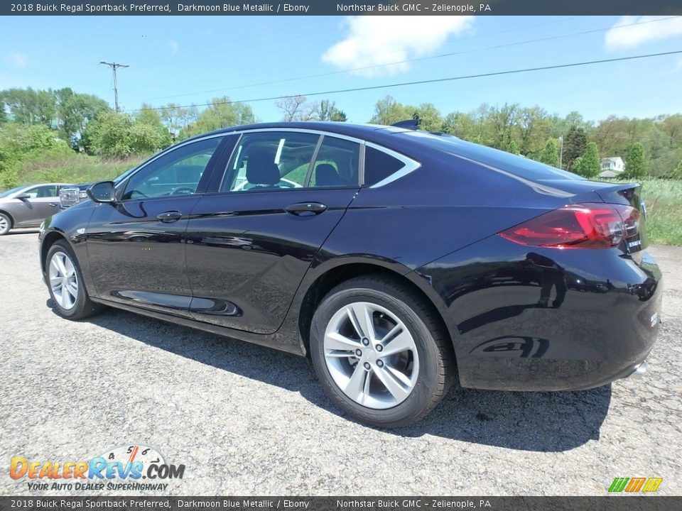 2018 Buick Regal Sportback Preferred Darkmoon Blue Metallic / Ebony Photo #8