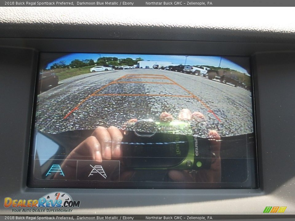 2018 Buick Regal Sportback Preferred Darkmoon Blue Metallic / Ebony Photo #20