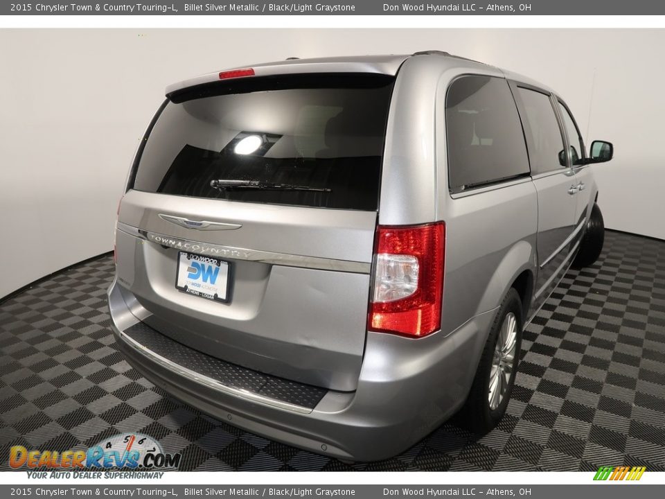 2015 Chrysler Town & Country Touring-L Billet Silver Metallic / Black/Light Graystone Photo #16