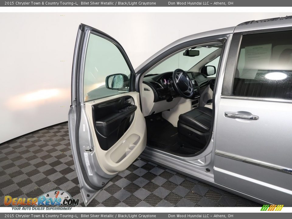 2015 Chrysler Town & Country Touring-L Billet Silver Metallic / Black/Light Graystone Photo #29