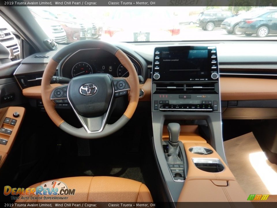 Dashboard of 2019 Toyota Avalon Limited Photo #6