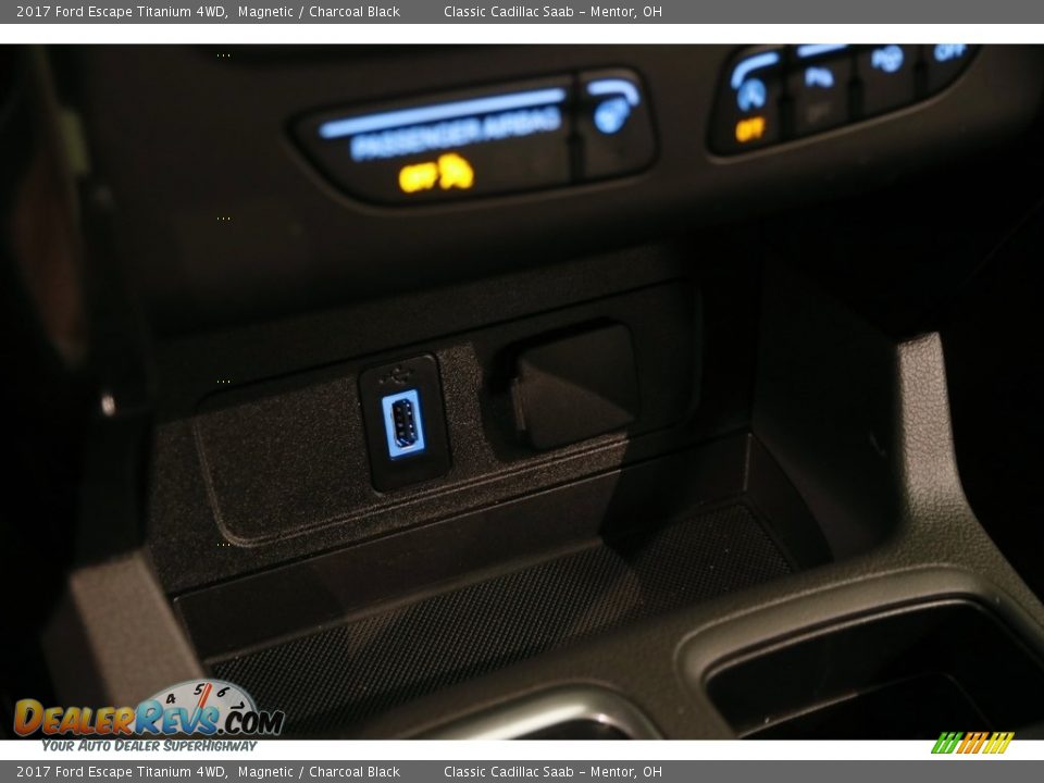 2017 Ford Escape Titanium 4WD Magnetic / Charcoal Black Photo #16