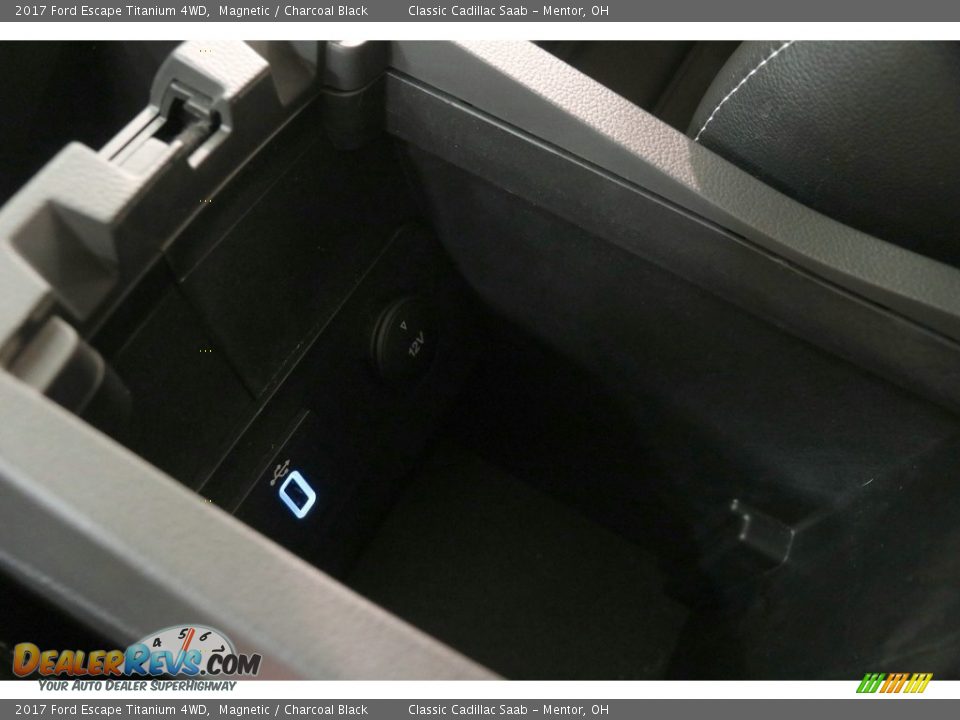 2017 Ford Escape Titanium 4WD Magnetic / Charcoal Black Photo #17