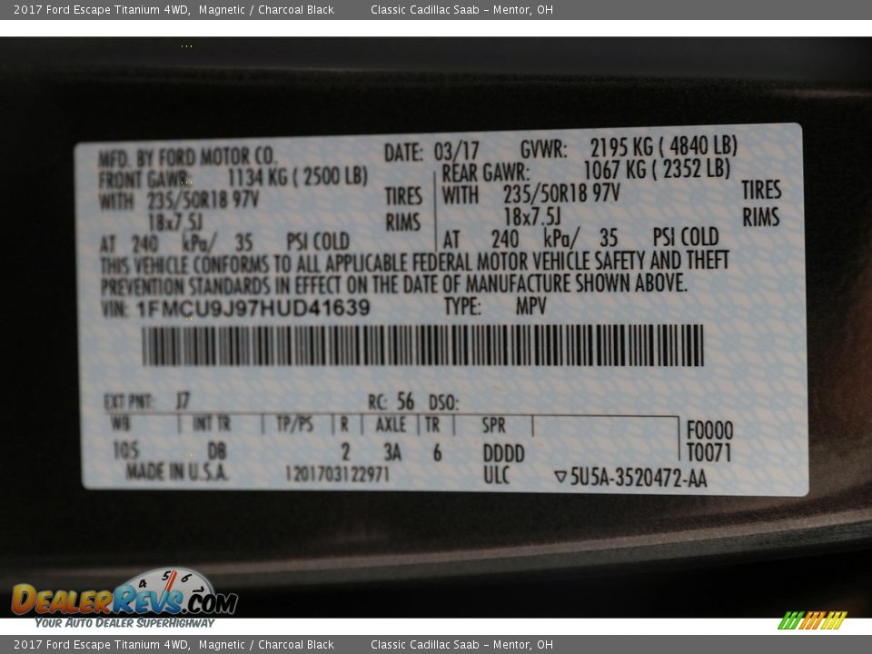 2017 Ford Escape Titanium 4WD Magnetic / Charcoal Black Photo #24