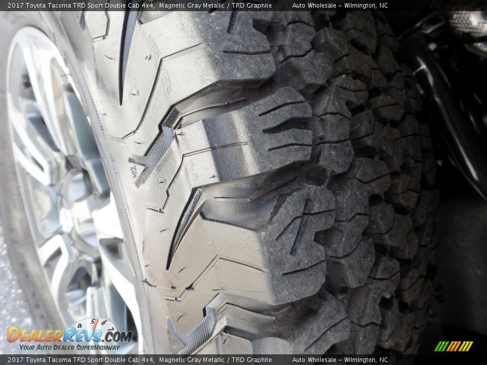2017 Toyota Tacoma TRD Sport Double Cab 4x4 Magnetic Gray Metallic / TRD Graphite Photo #7