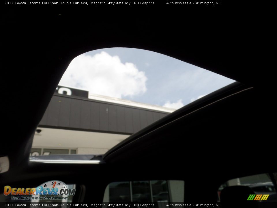 2017 Toyota Tacoma TRD Sport Double Cab 4x4 Magnetic Gray Metallic / TRD Graphite Photo #10