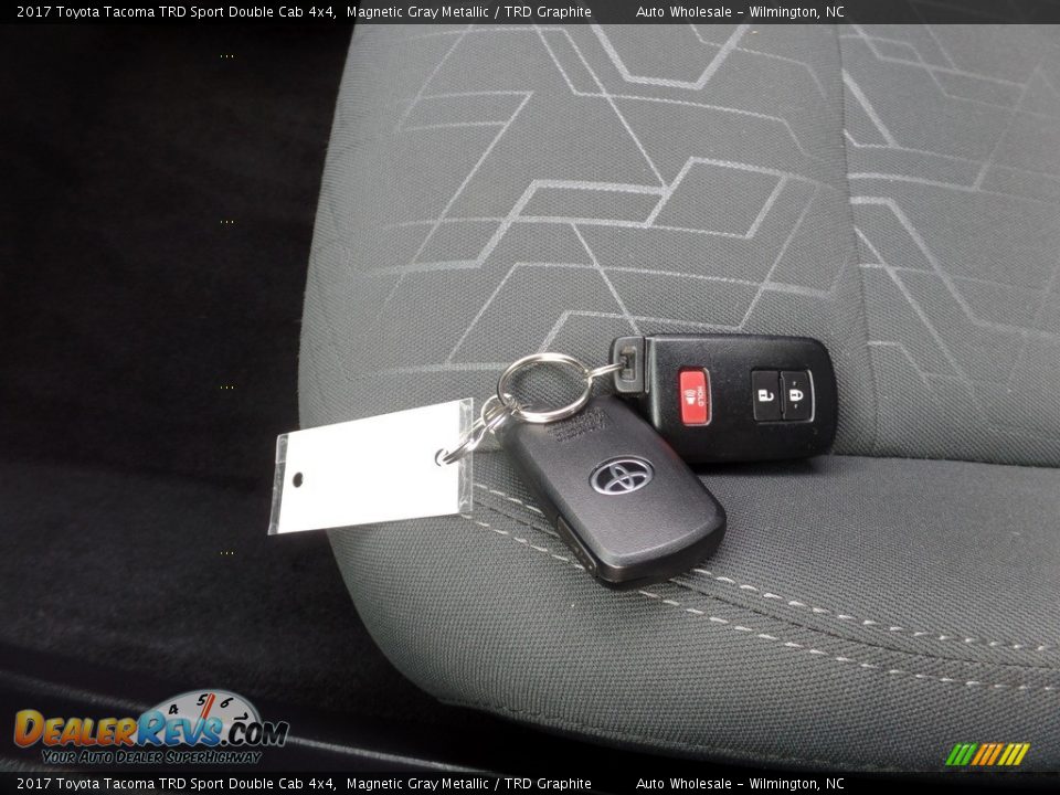 2017 Toyota Tacoma TRD Sport Double Cab 4x4 Magnetic Gray Metallic / TRD Graphite Photo #20
